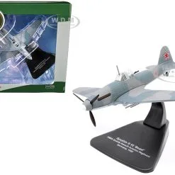 Ilyushin Il-10 "Beast" War Plane 108th Guards Assault Aviation Regiment Germany (1945) "Oxford Aviation" Series 1/72 Diecast Model Airplane By Oxford Diecast